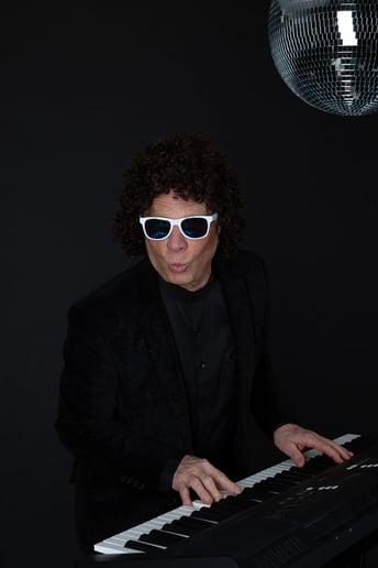 Gallery photo 5 of The Ross Band