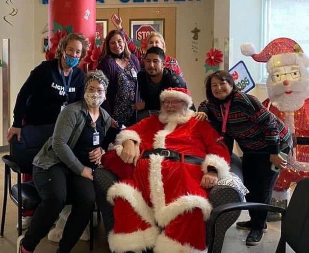 Gallery photo 2 of Roswell Santa