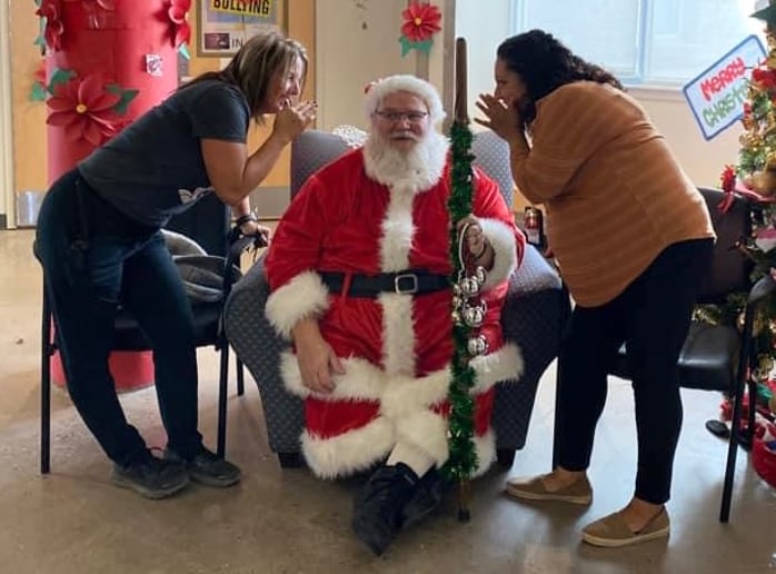 Gallery photo 7 of Roswell Santa