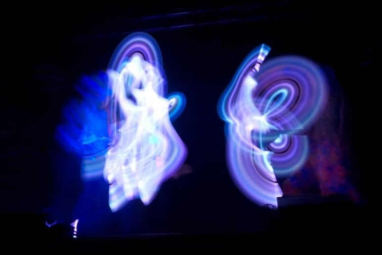 Gallery photo 2 of Roving Juggling 