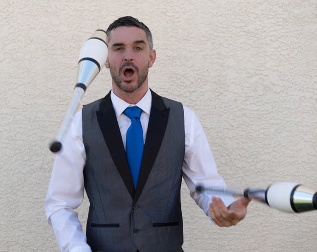 Gallery photo 8 of Roving Juggling 