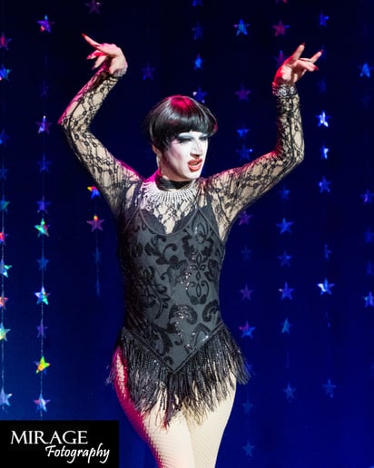 Gallery photo 8 of Roxanne Rohls