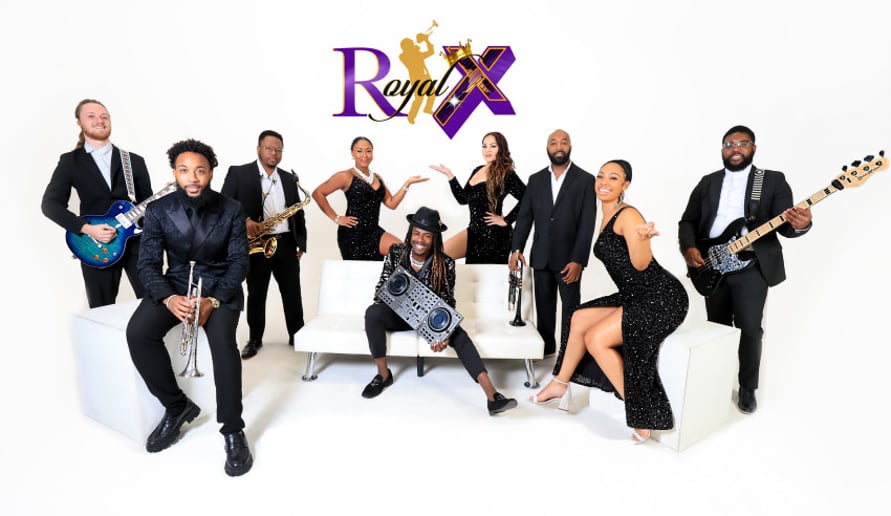 Gallery photo 7 of Royal X