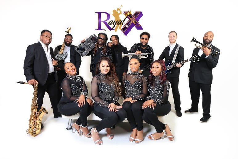 Gallery photo 8 of Royal X