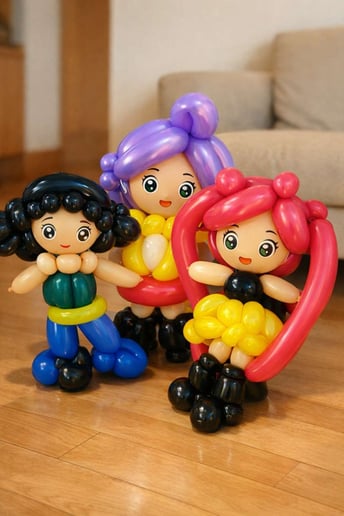 Gallery photo 11 of Royeel Balloon Twisting & Face Painting