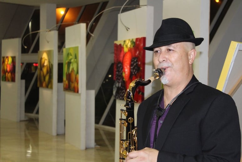 Gallery photo 5 of Sax All Styles