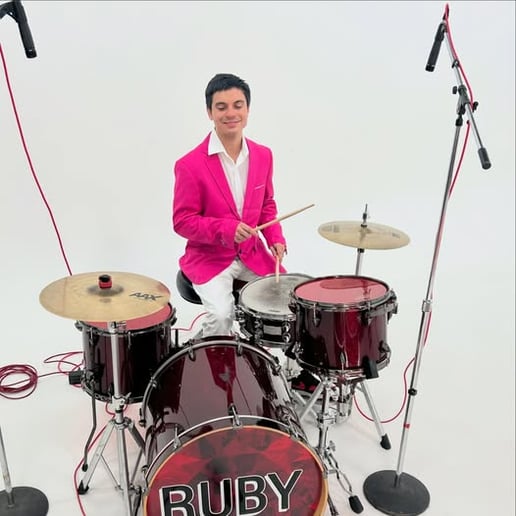 Gallery photo 13 of Ruby Wedding & Party Band