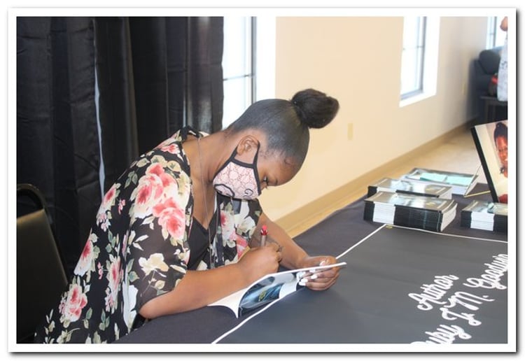 Gallery photo 2 of Ruby J (Author - Motivational Speaker)