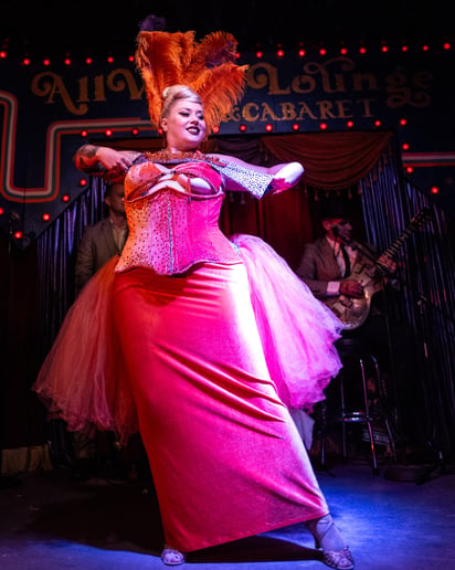 Gallery photo 3 of Ruby Tesla Burlesque