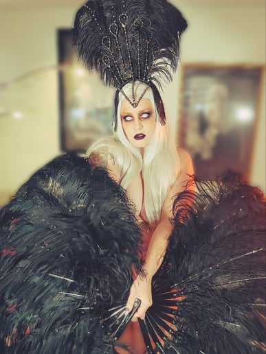 Gallery photo 6 of Ruby Tesla Burlesque