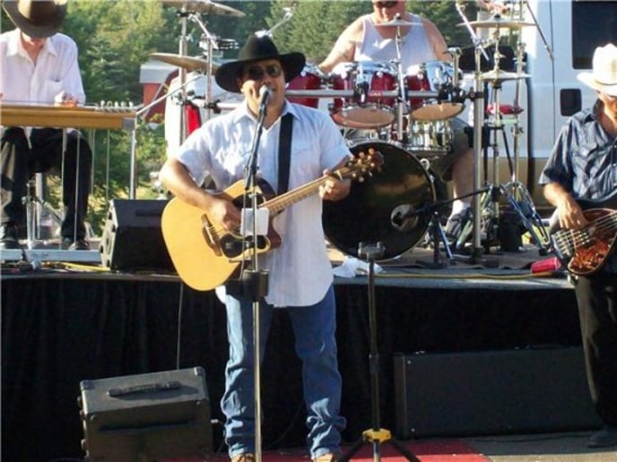 Gallery photo 2 of The Rupert Duncan Country Band
