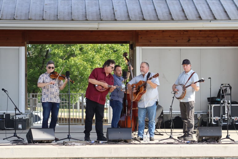 Gallery photo 5 of Russell Johnson and Bluegrass Time
