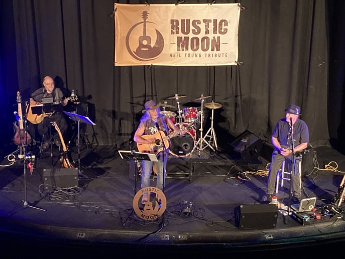 Gallery photo 1 of Rustic Moon