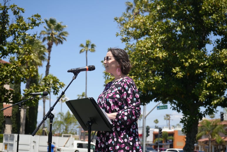 Gallery photo 5 of Ruth Grayson, Auctioneer & Emcee