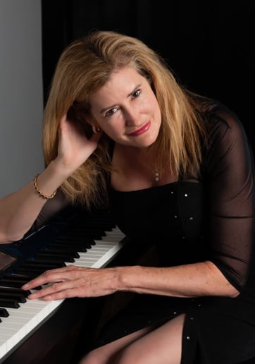Gallery photo 1 of Ruthy Stenger