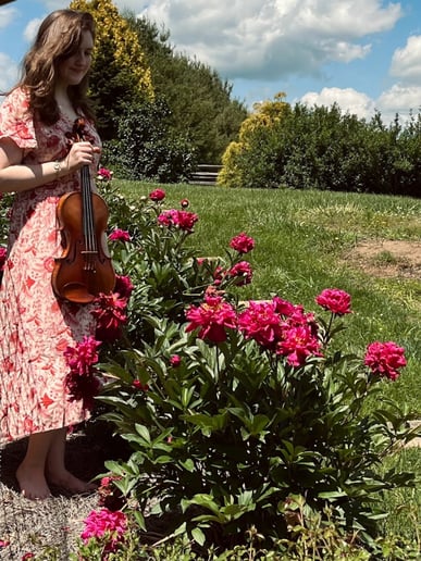 Gallery photo 6 of RVA Violinist