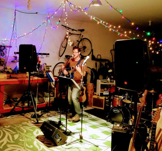 Gallery photo 6 of Ry Edwards - Indie Pop, Rock, and Folk