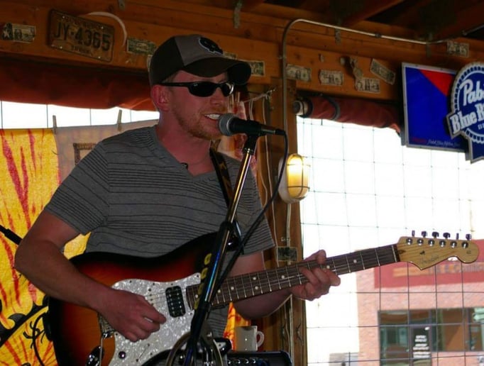 Gallery photo 2 of Ry Lloyd