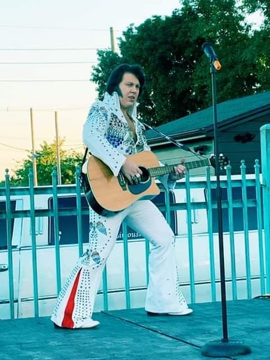 Gallery photo 9 of Ryan Williams as Elvis