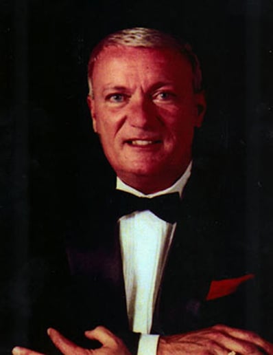 Gallery photo 5 of Billy Kay as Sinatra