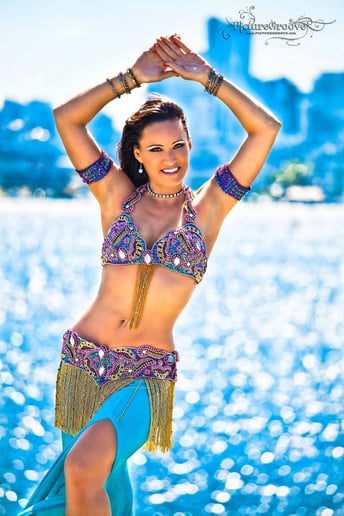 Gallery photo 4 of Suzanna
