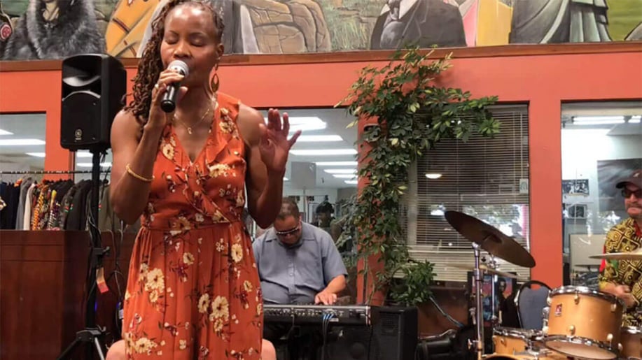 Gallery photo 4 of Sabrina The Songstress