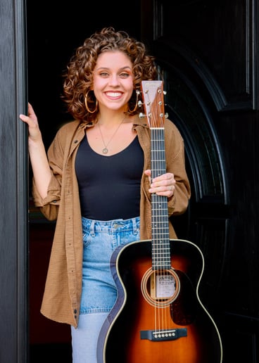 Gallery photo 2 of Sadie Johnson