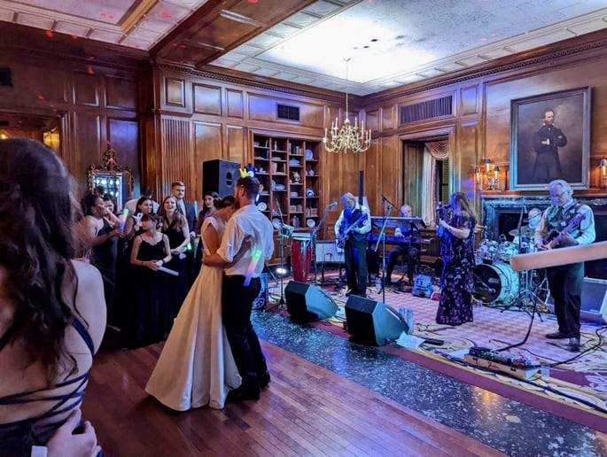 Gallery photo 12 of Saffire Express Band