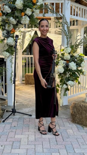 Gallery photo 5 of SailyString