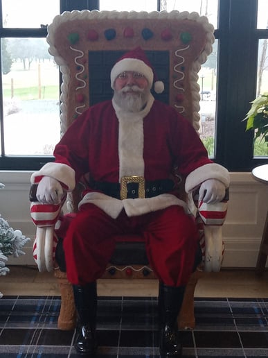Gallery photo 10 of Santa MikeEllis