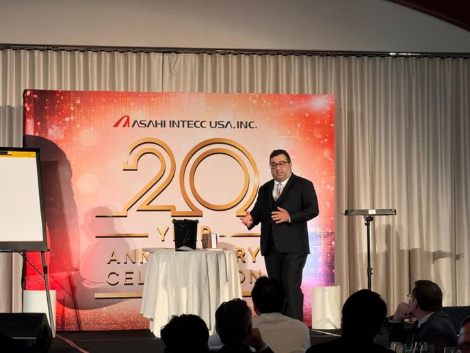 Gallery photo 7 of Adrian Saint - OC Mentalist