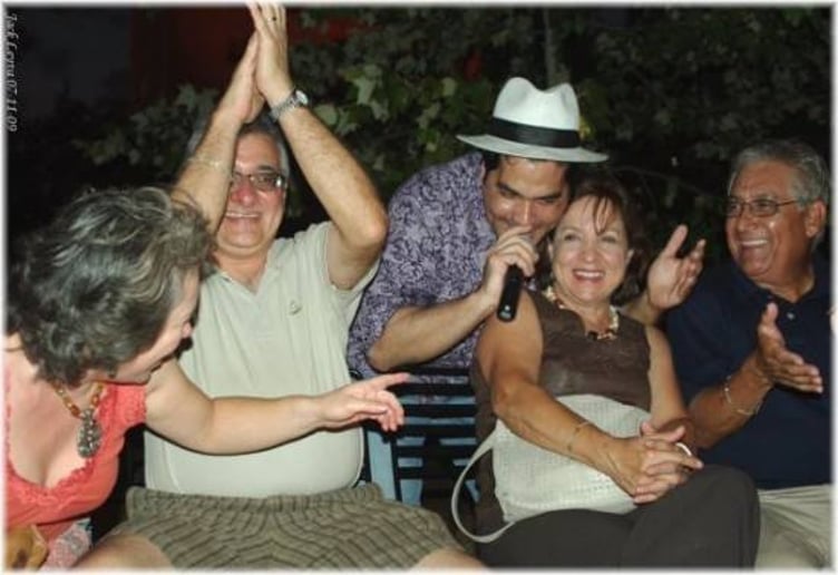 Gallery photo 8 of Salero Salsa