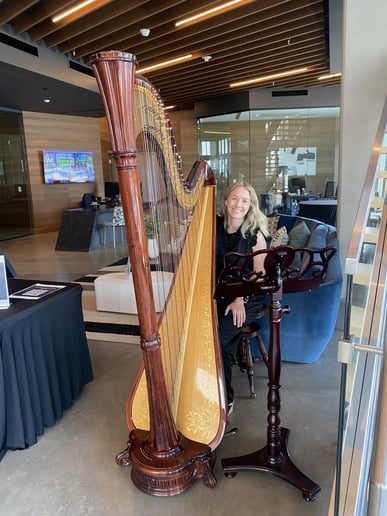 Gallery photo 6 of Salt Lake Harpist