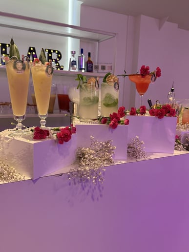 Gallery photo 3 of Salt & Lime Mobile Bar
