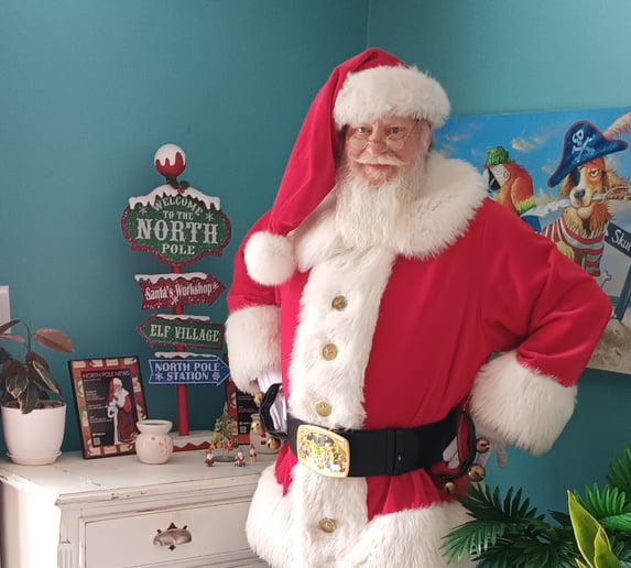 Gallery photo 3 of Saltey santa