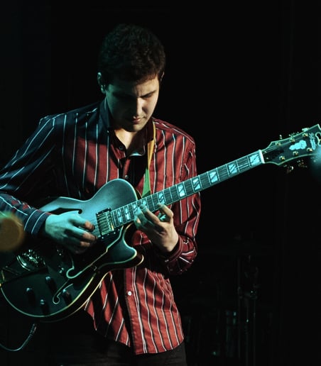 Gallery photo 2 of Sam Giraldo