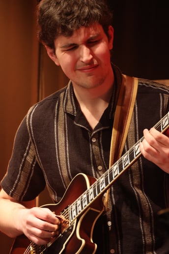 Gallery photo 3 of Sam Giraldo