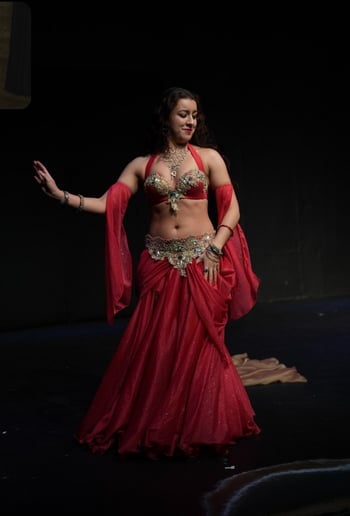 Gallery photo 8 of Samia Dances