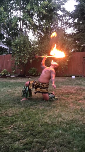 Gallery photo 2 of Samoan Fireknife Dancer