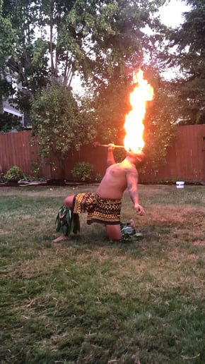 Gallery photo 3 of Samoan Fireknife Dancer