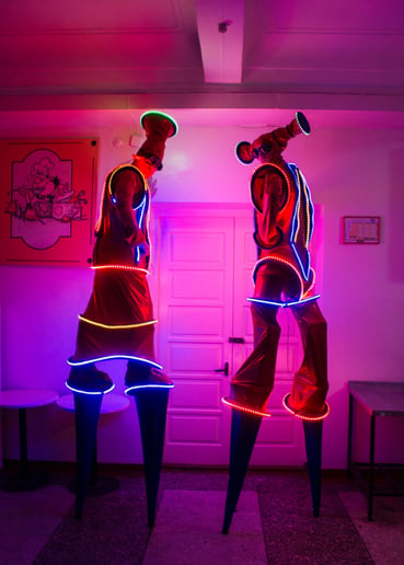 Gallery photo 1 of Bright Show