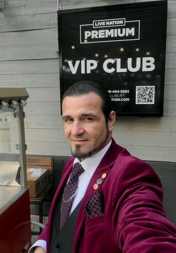 Gallery photo 7 of San Diego Magic Shows - Magician Matthew King