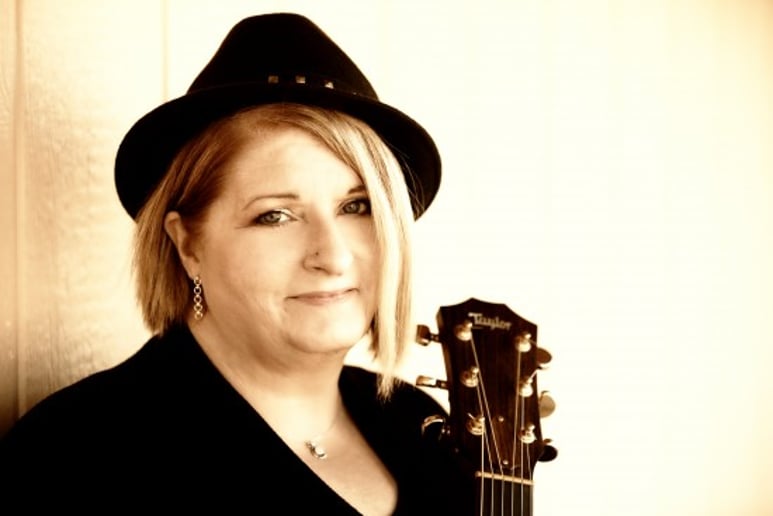 Gallery photo 4 of Sandy Hathaway