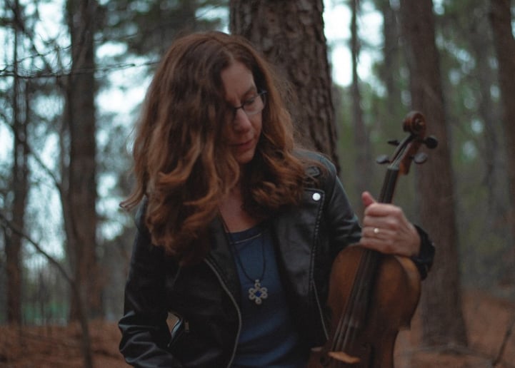 Gallery photo 4 of Sandy Herrault, Violinist