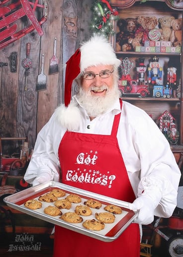 Gallery photo 6 of Sanford Santa