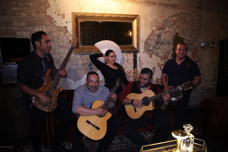 Gallery photo 5 of Sangre Gitana