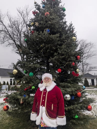 Gallery photo 1 of Santa Ben