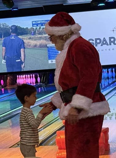 Gallery photo 2 of Santa Gary
