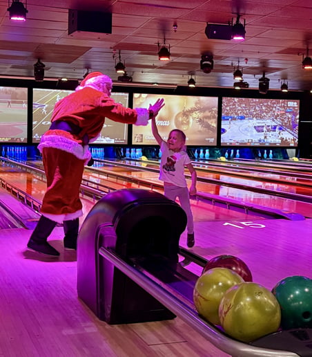 Gallery photo 4 of Santa Gary