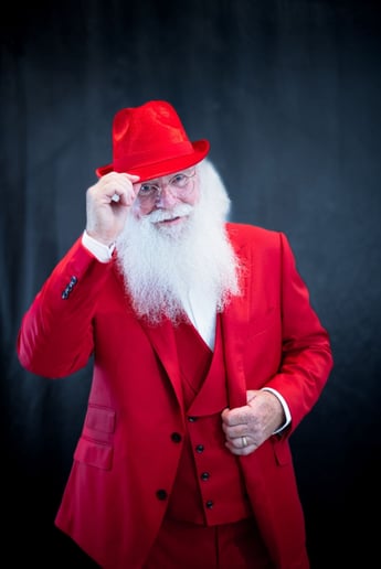 Gallery photo 9 of Santa-Mac